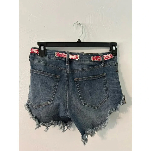 Altar'd State Jorts Size 28 Denim Jean Shorts Bandana Belt Frayed Hem - Picture 12 of 12